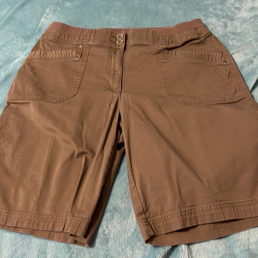 Katen Scott Shorts